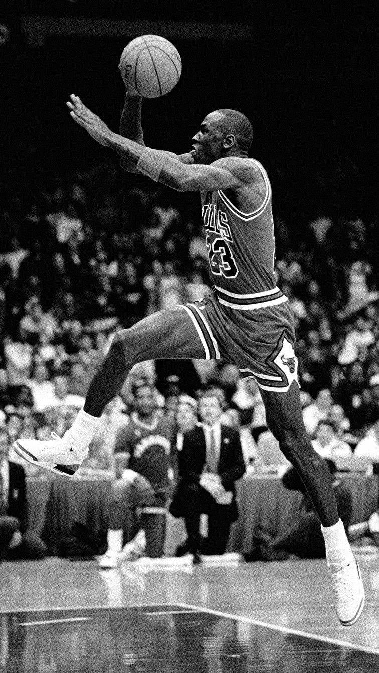 756x1344 Michael Jordan Wallpaper. Michael Jordan. Michael Jordan Wallpaper