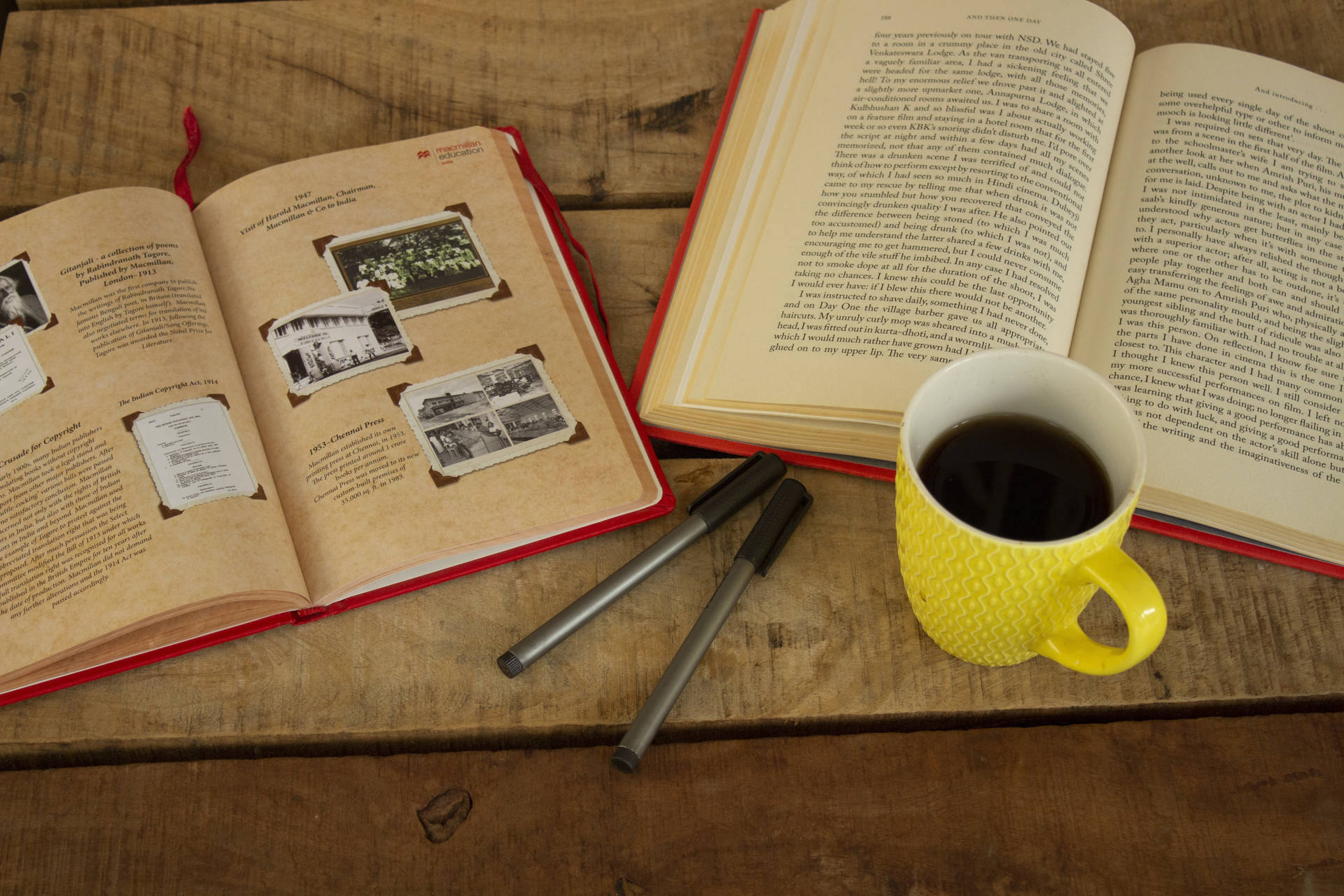 A Cozy Reading Nook For Bibliophiles Wallpaper