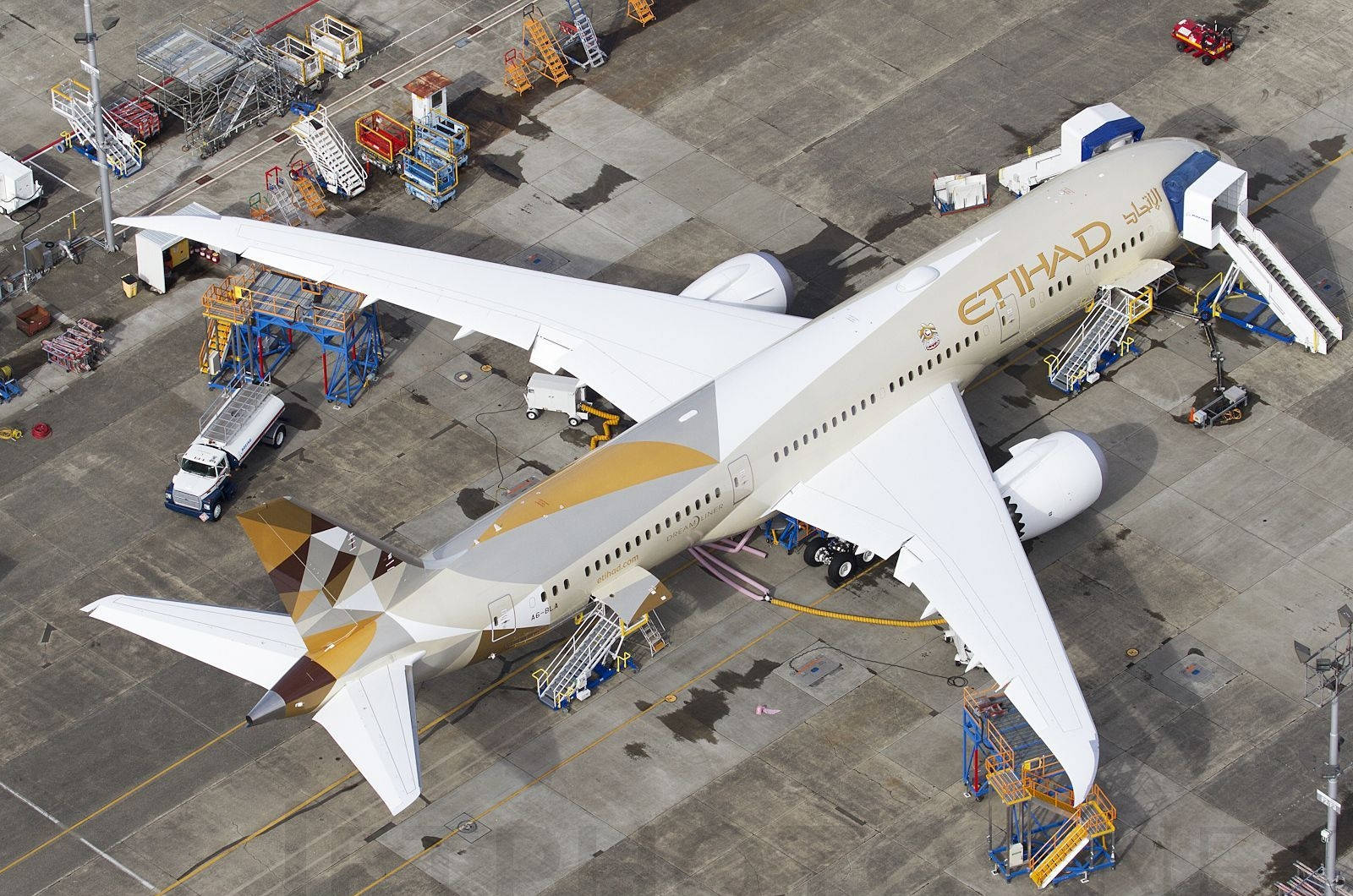 Aerial View Of Etihad Plane Wallpaper