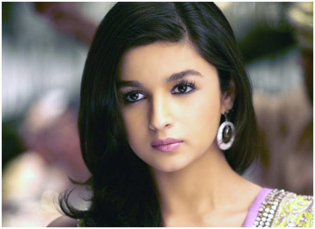 Alia Bhatt Hd Focused Look Wallpaper