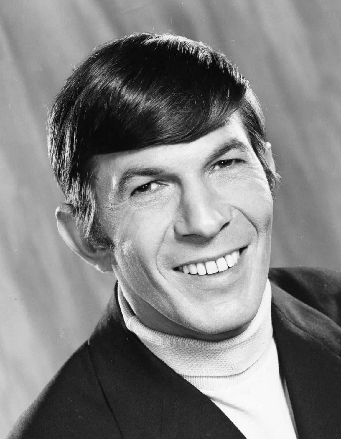 American Actor Leonard Nimoy 1973 Portrait Wallpaper