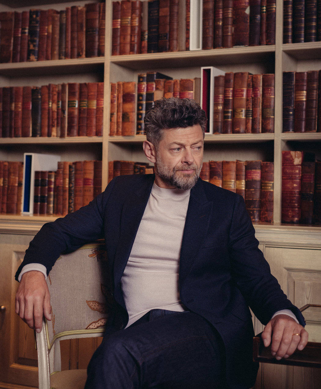 Andy Serkis In Library Wallpaper