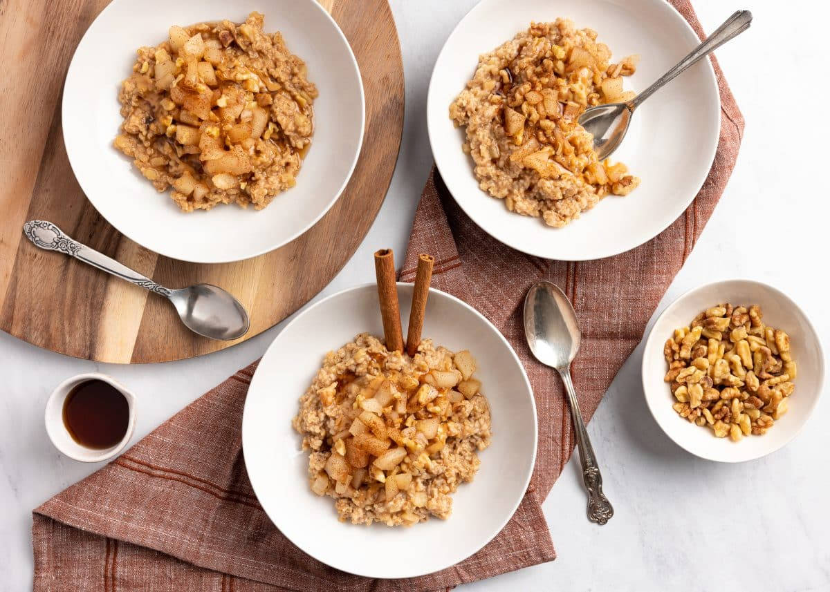 Apple Cinnamon Oatmeal Bowls Wallpaper