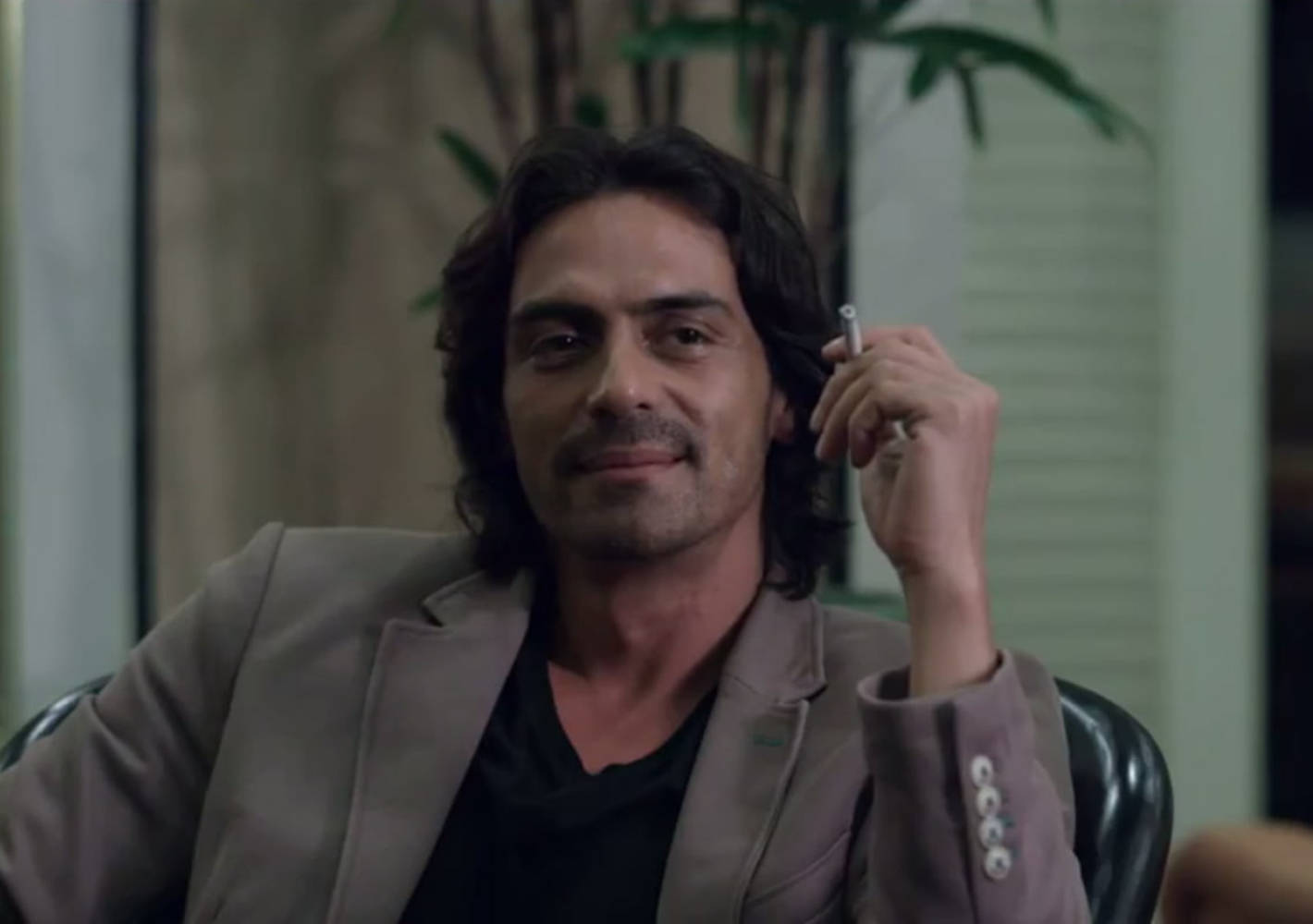 Arjun Rampal Holding A Cigarette Stick Wallpaper