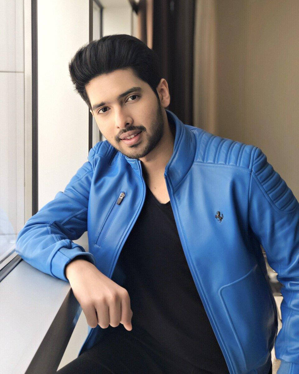 Armaan Malik Blue Bomber Jacket Wallpaper