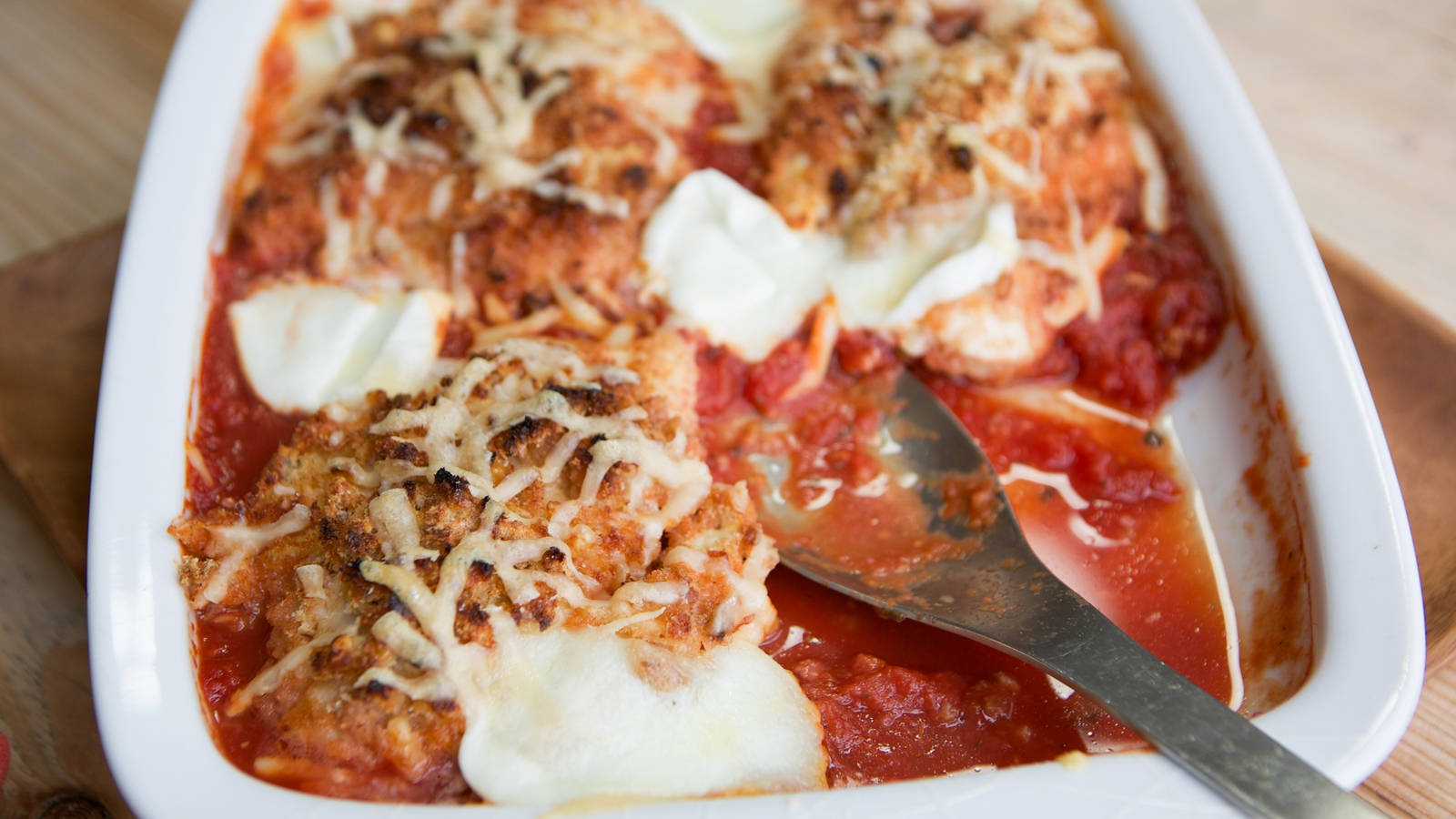 Big Chunk Cheese Chicken Parmigiana Wallpaper