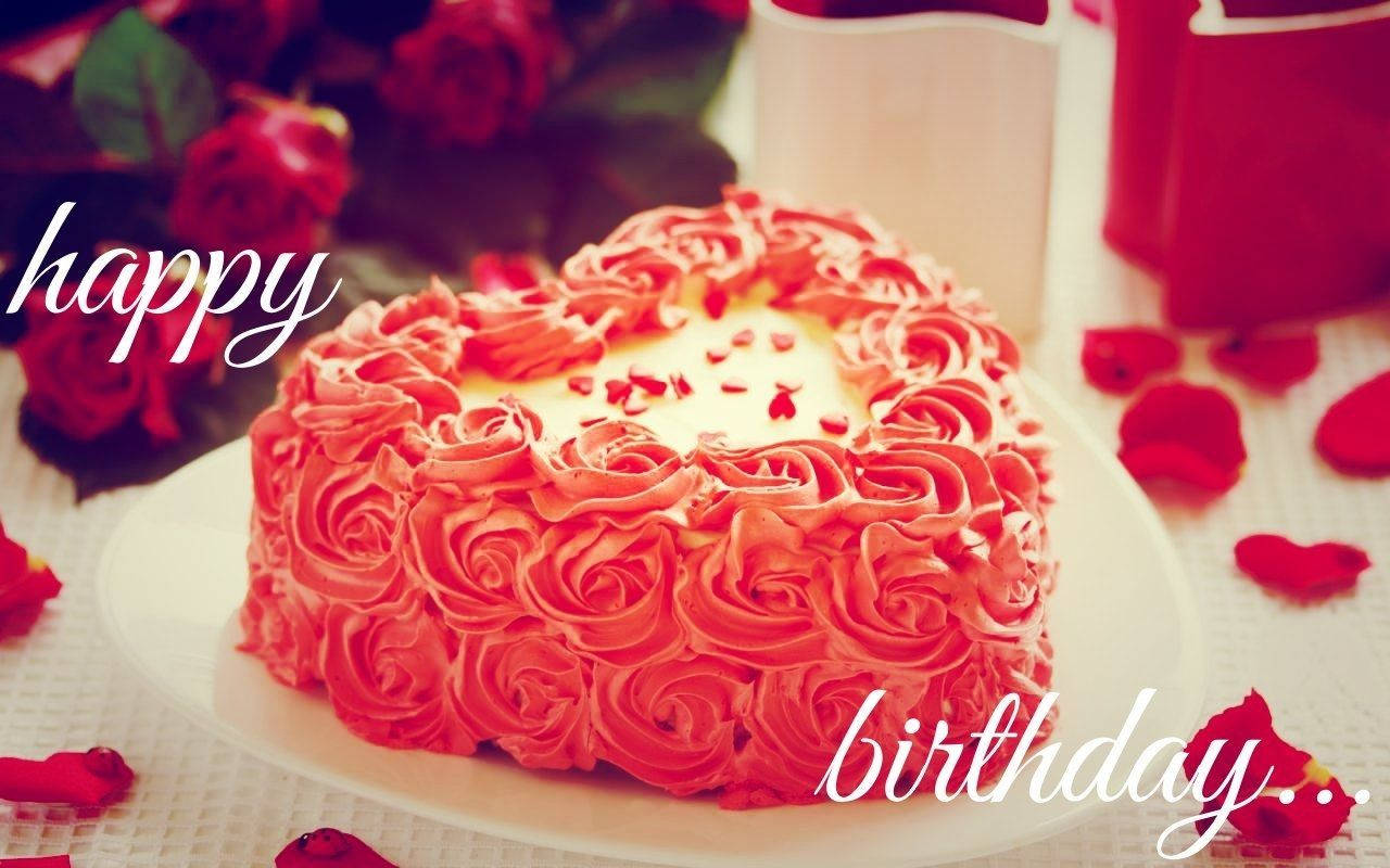 Birthday Cake With Rose-patterned Icing Wallpaper