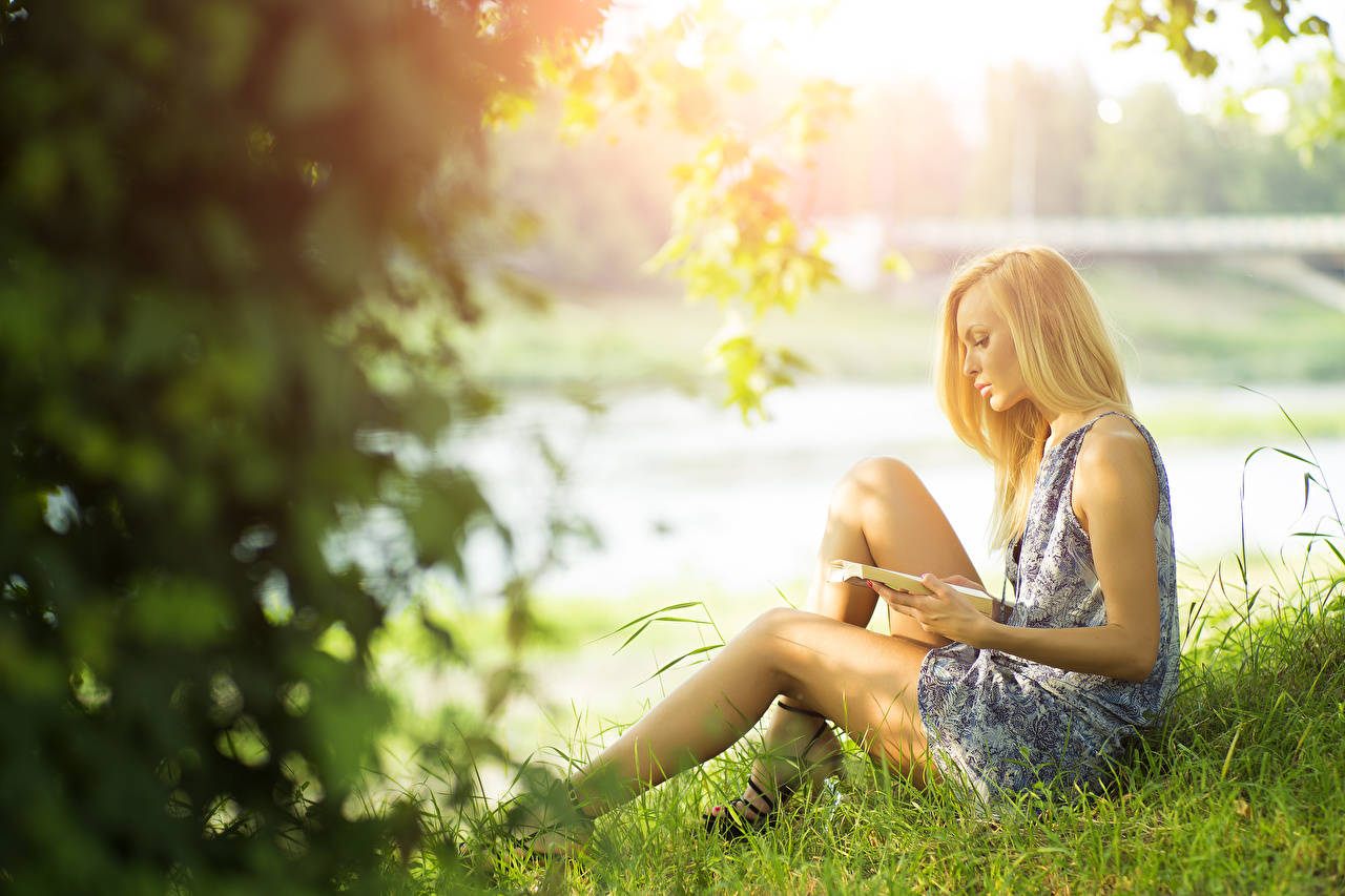 Blonde Woman Reading Book Wallpaper