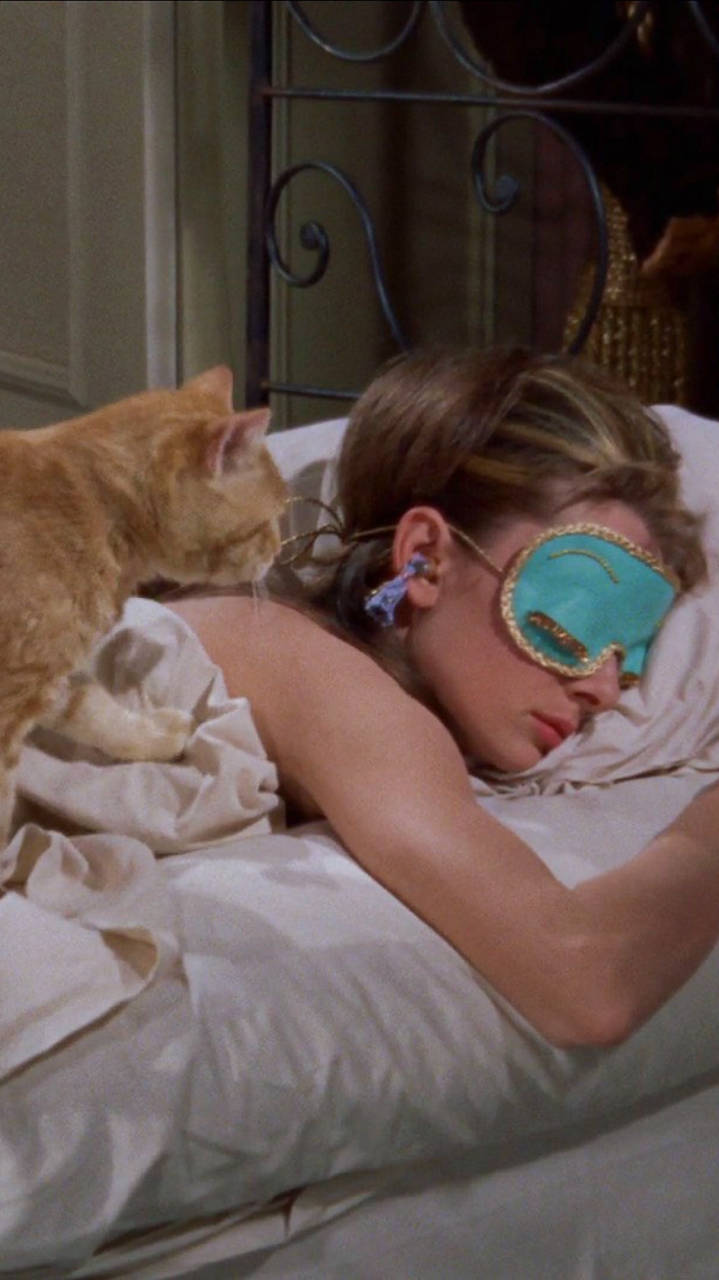 Breakfast At Tiffany's Holly With Cat Wallpaper