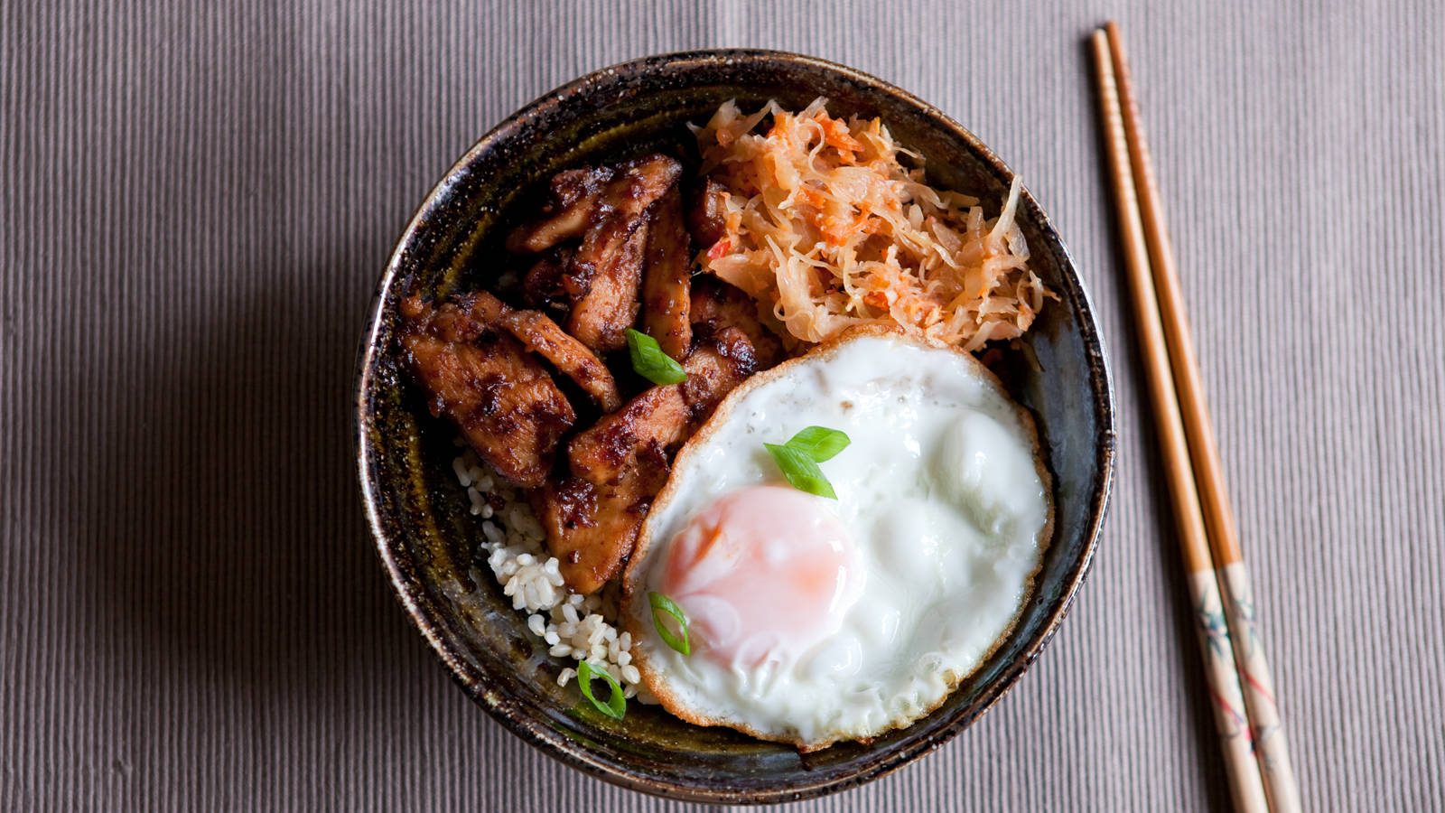 Bulgogi Egg Chicken Wallpaper