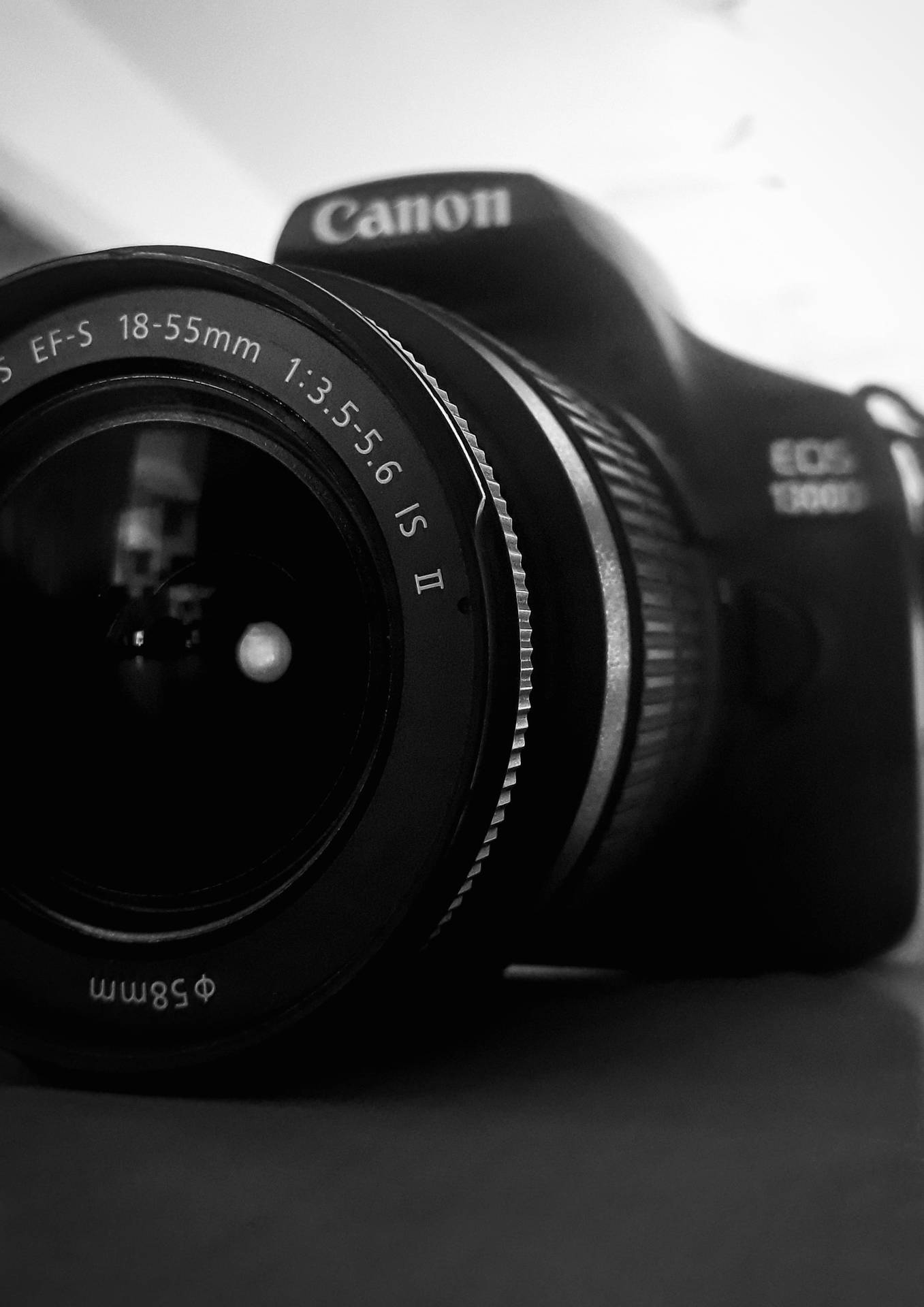 Canon Dslr Camera Close-up Wallpaper