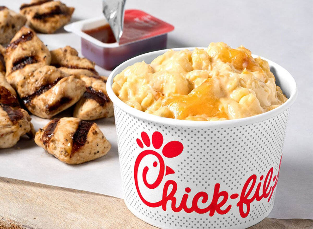 Caption: Savor The Deliciousness Of Chick-fil-a's Cheesy Macaroni Wallpaper