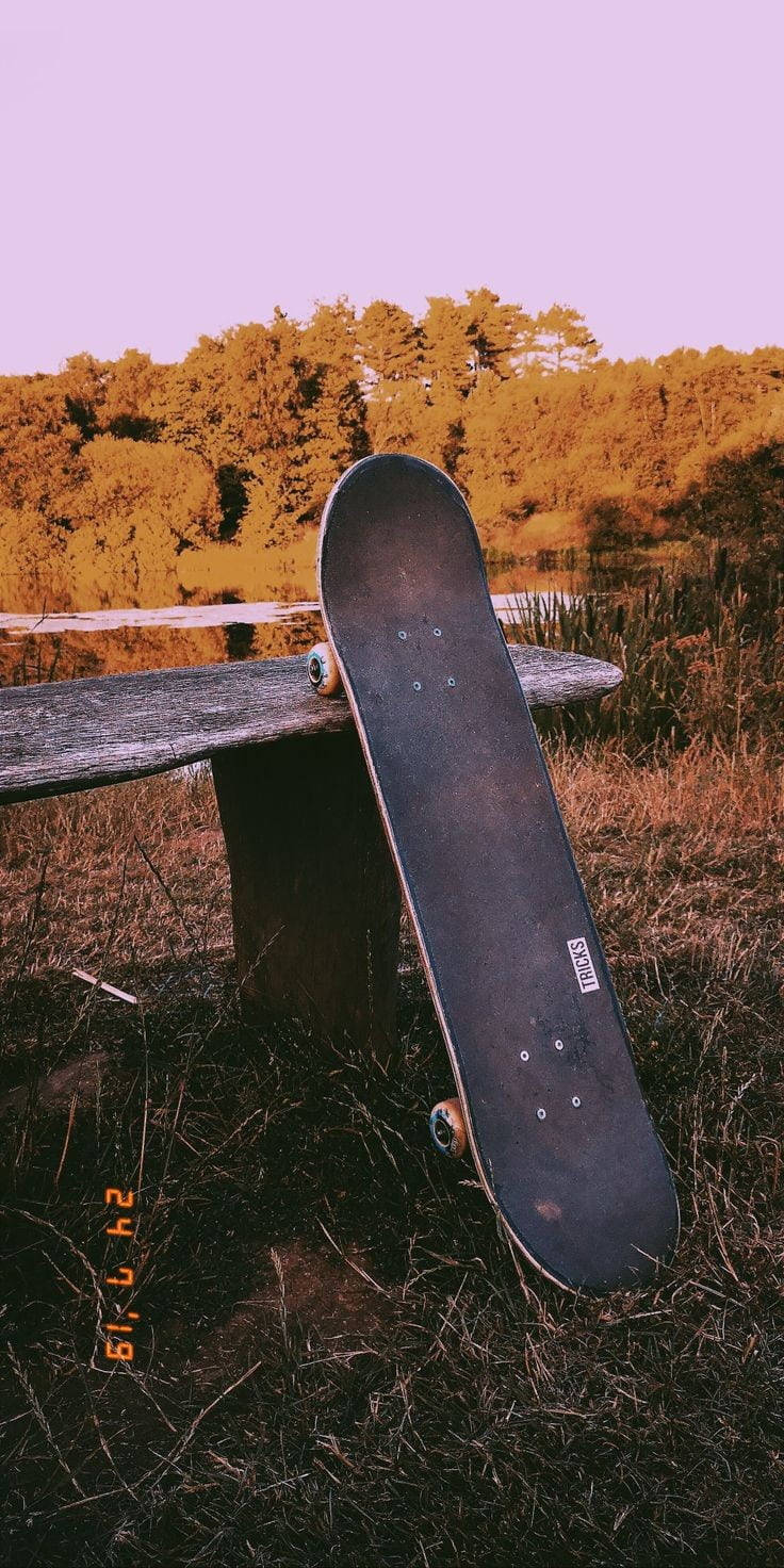 Captivating Skateboard Iphone Wallpaper Wallpaper