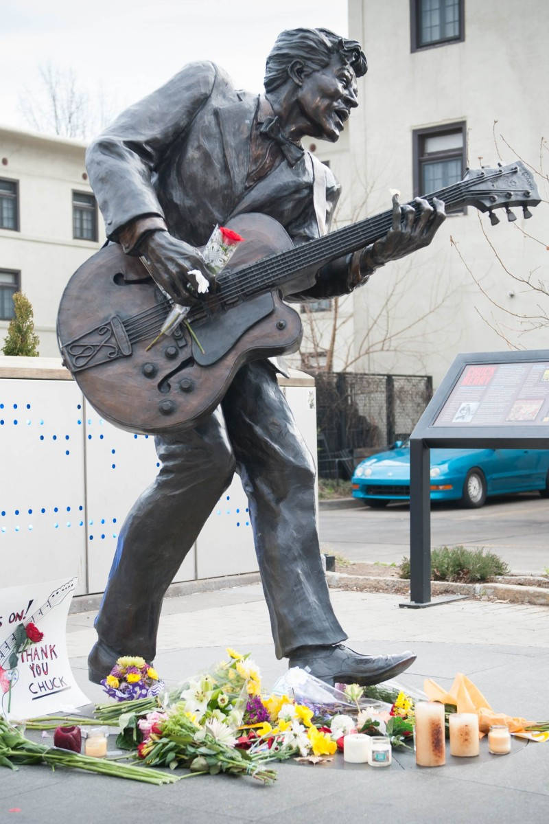 Chuck Berry Statue Wallpaper