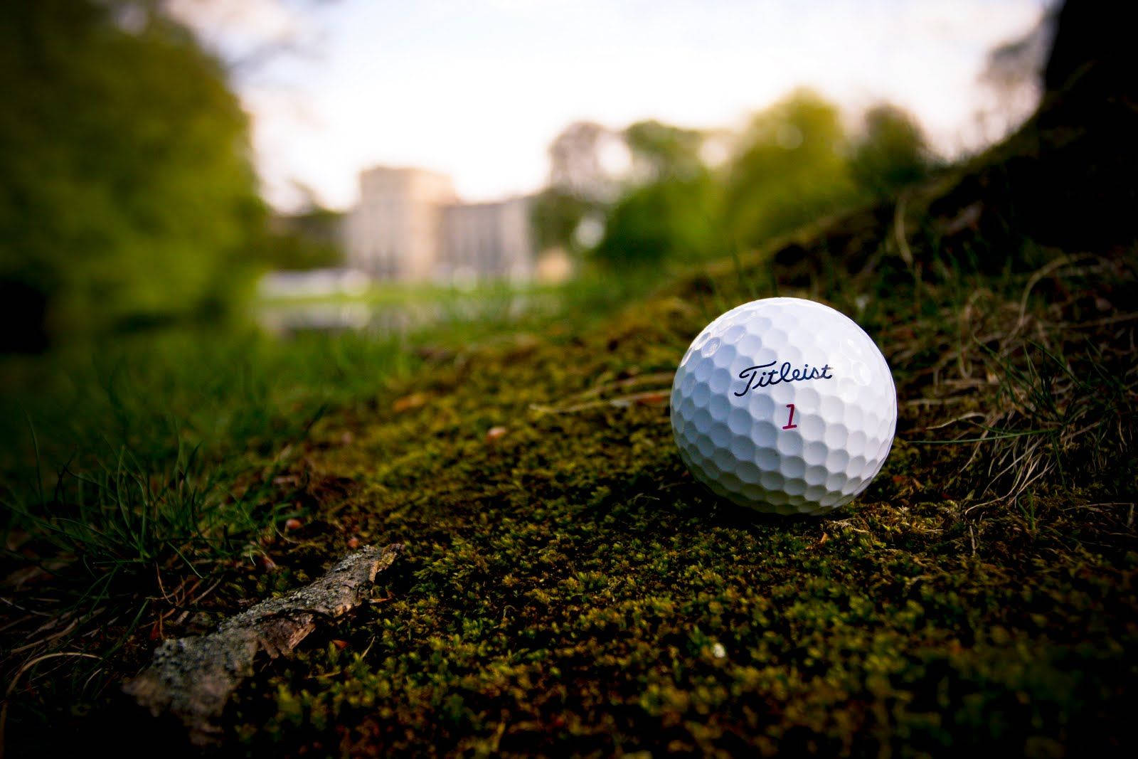 Cool Golf Ball Titleist Brand Wallpaper