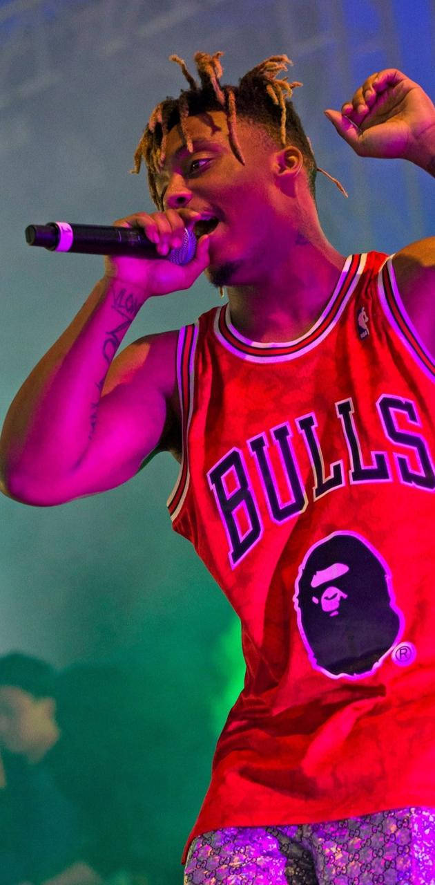 Cool Juice Wrld Bulls Jersey Concert Wallpaper