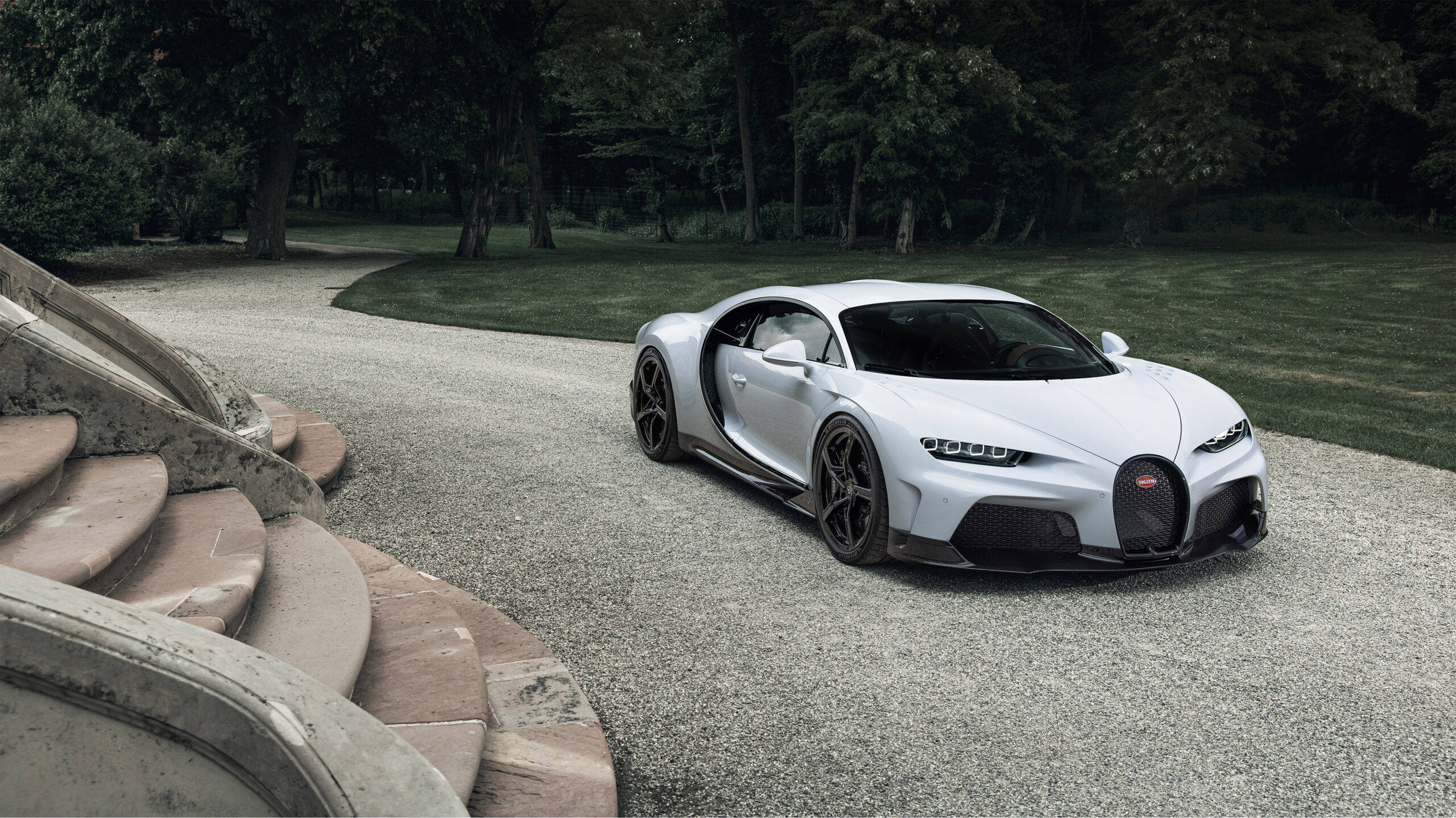 Cool Sports Car White Bugatti Wallpaper