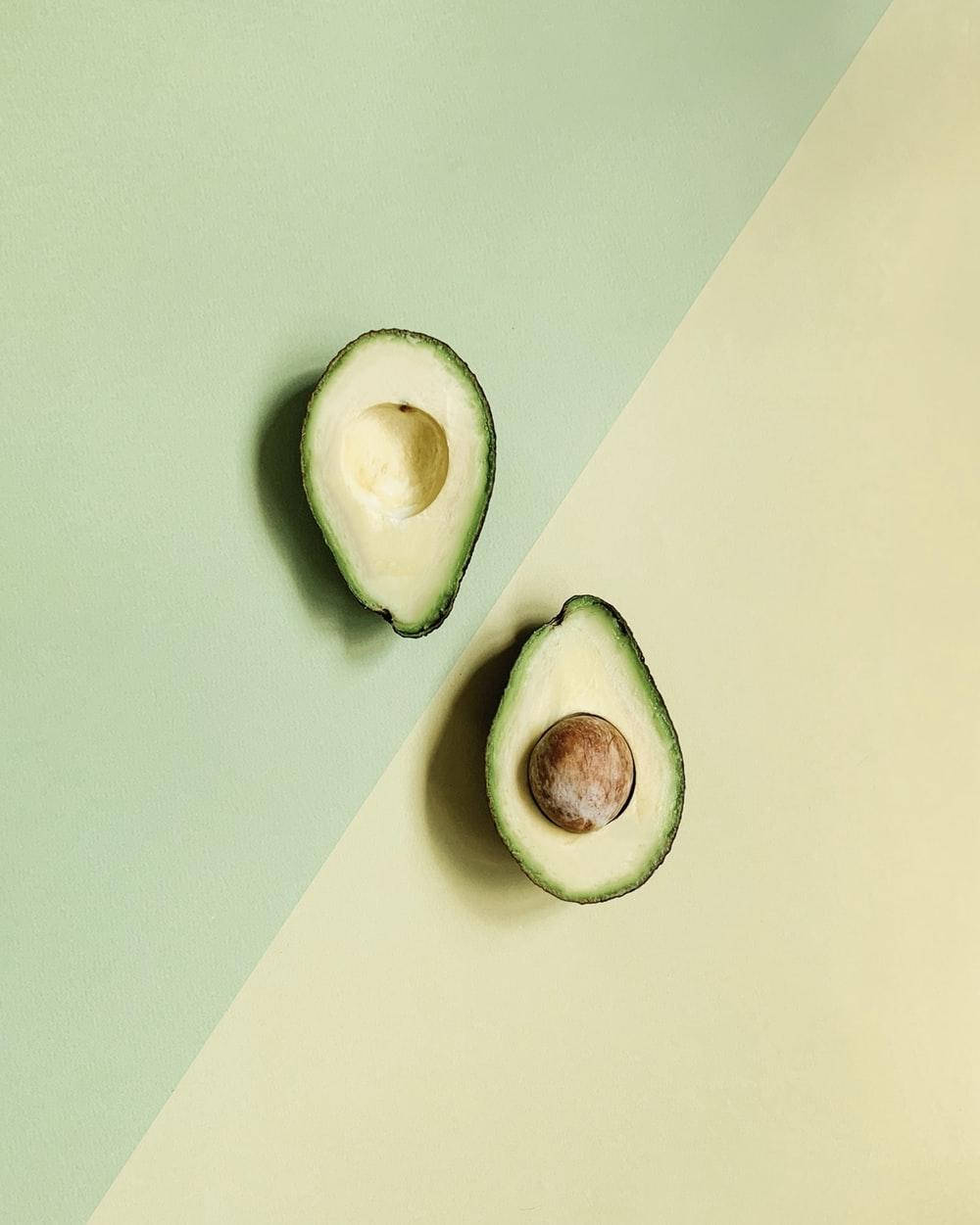 Cute Avocado Two Halves Wallpaper