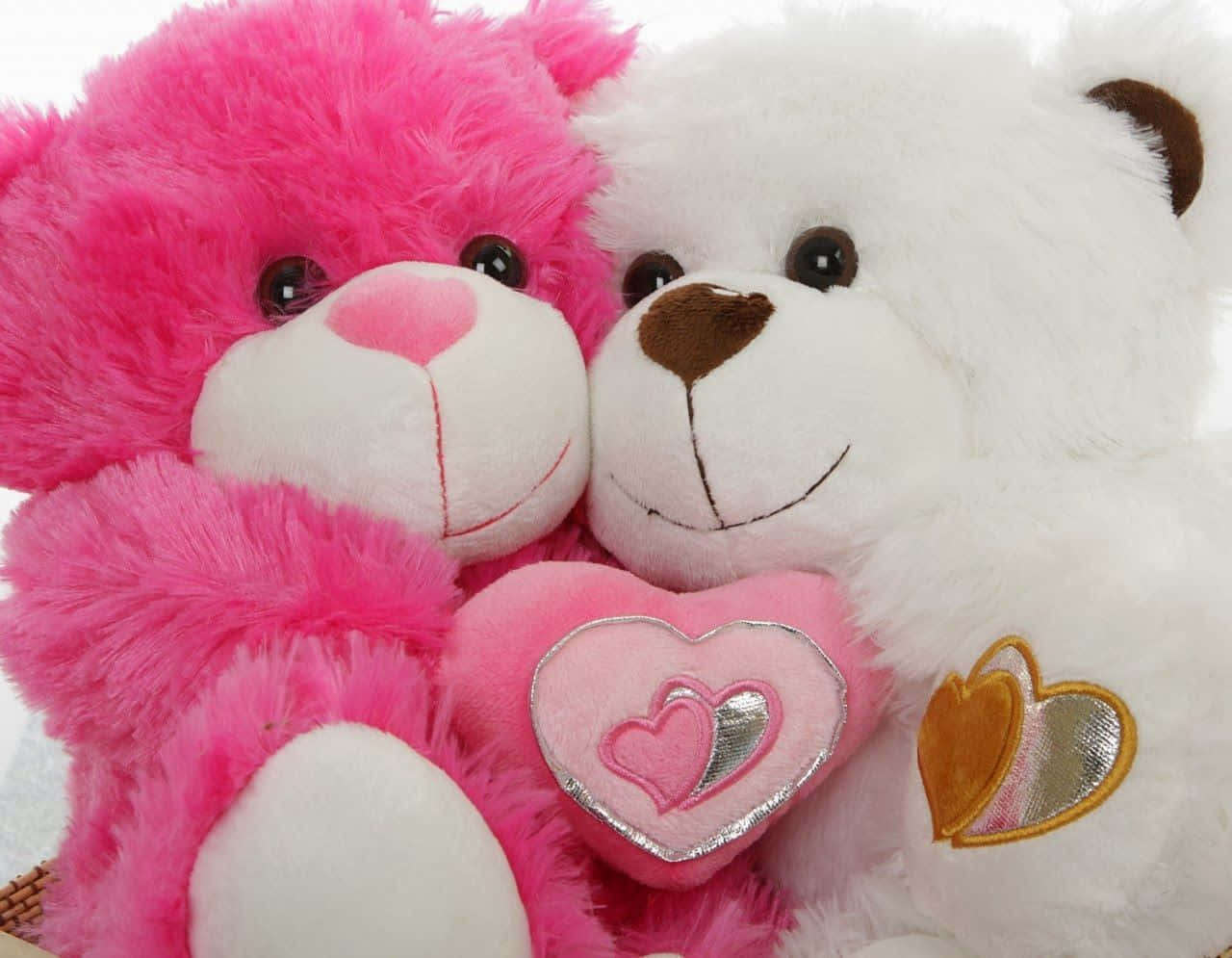 Cute Pink Teddy Bear Hug Wallpaper