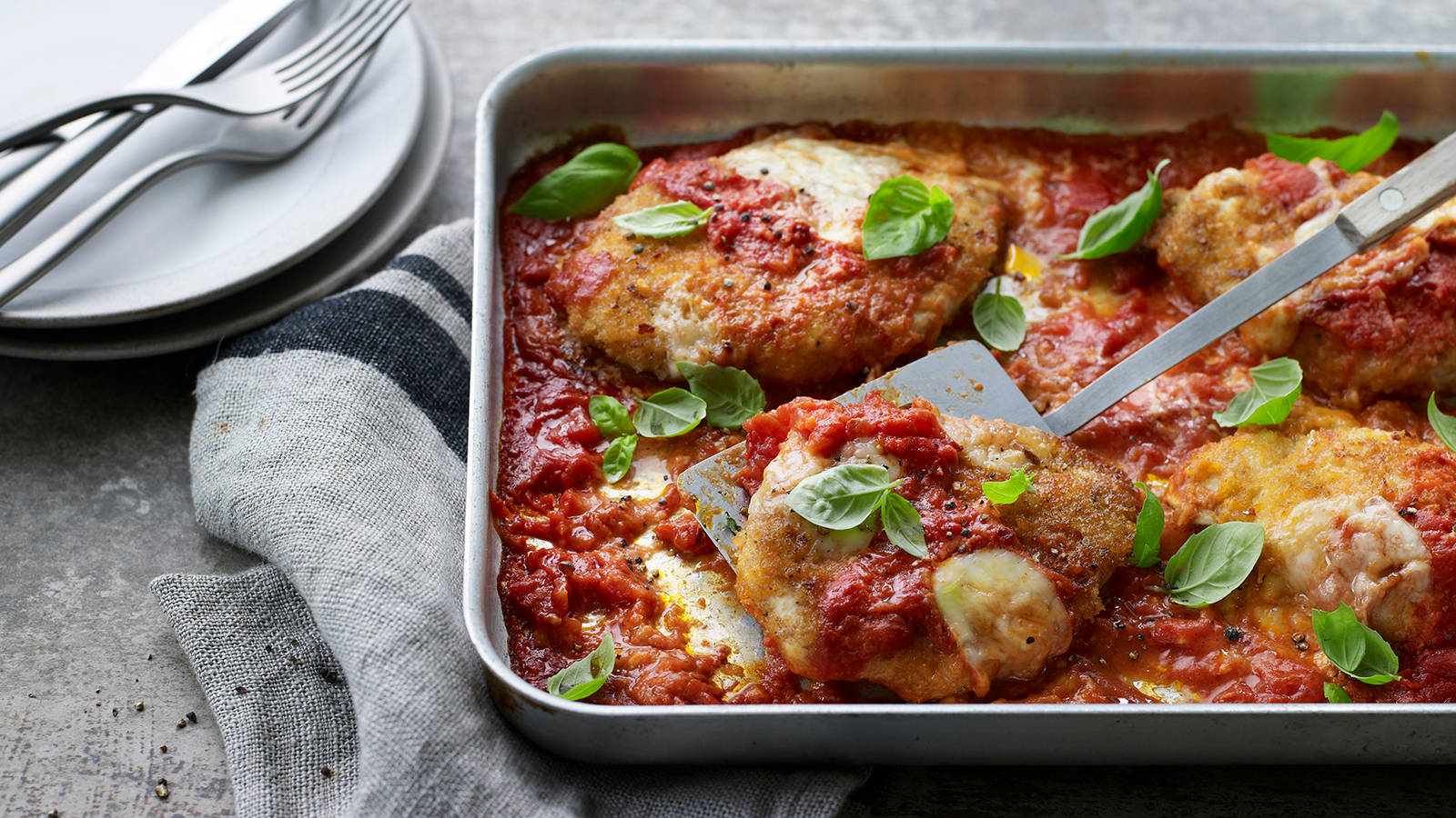 Delectable Chicken Parmigiana By Anita Del Conte Wallpaper