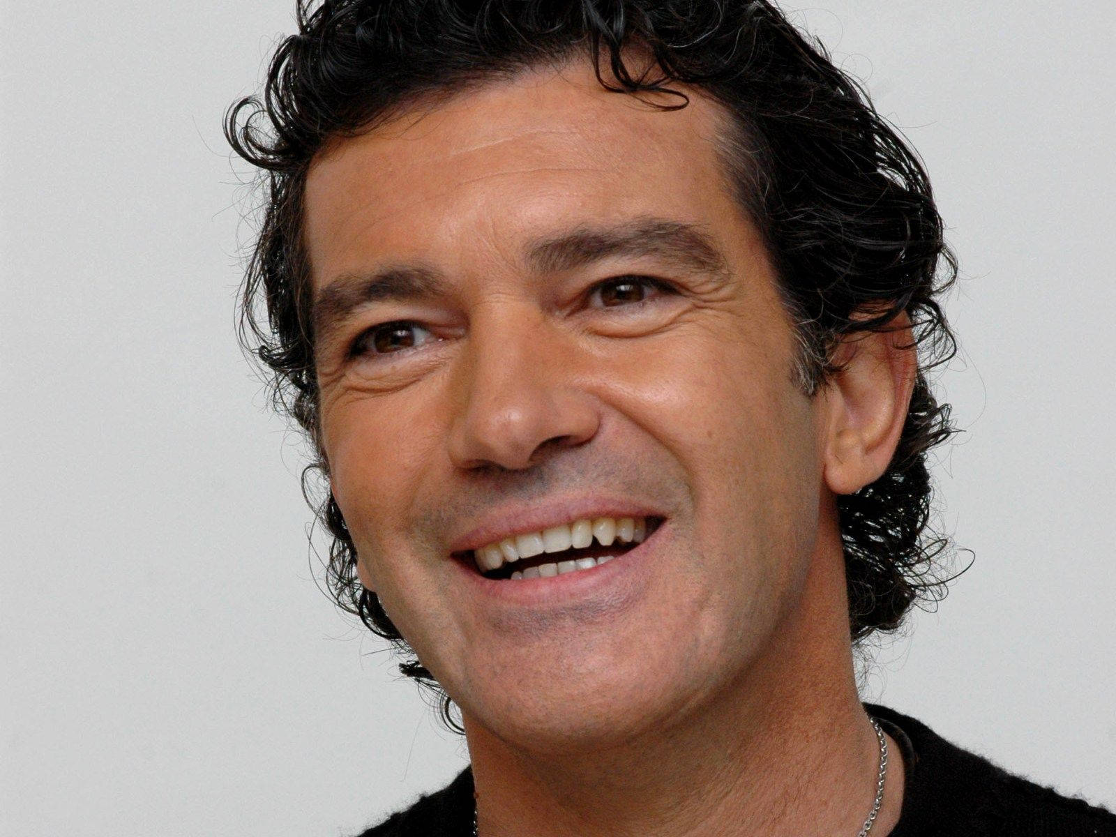 Desperado Actor Antonio Banderas Wallpaper