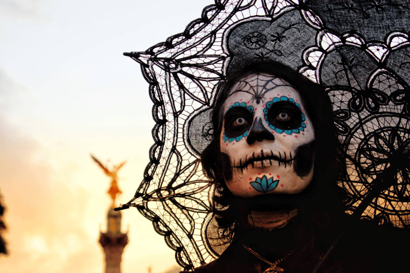 Dia De Los Muertos Cosplayer Costume Umbrella Wallpaper