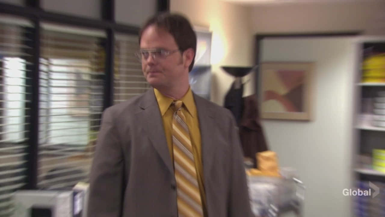 Dwight Schrute Spreads His Wisdom Wallpaper