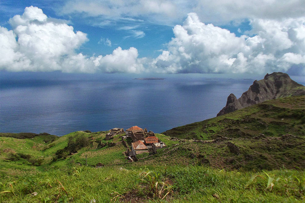 Edge Cliff In Cape Verde Wallpaper