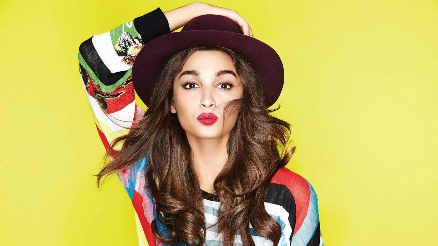 Elegant Alia Bhatt In High Definition Wallpaper