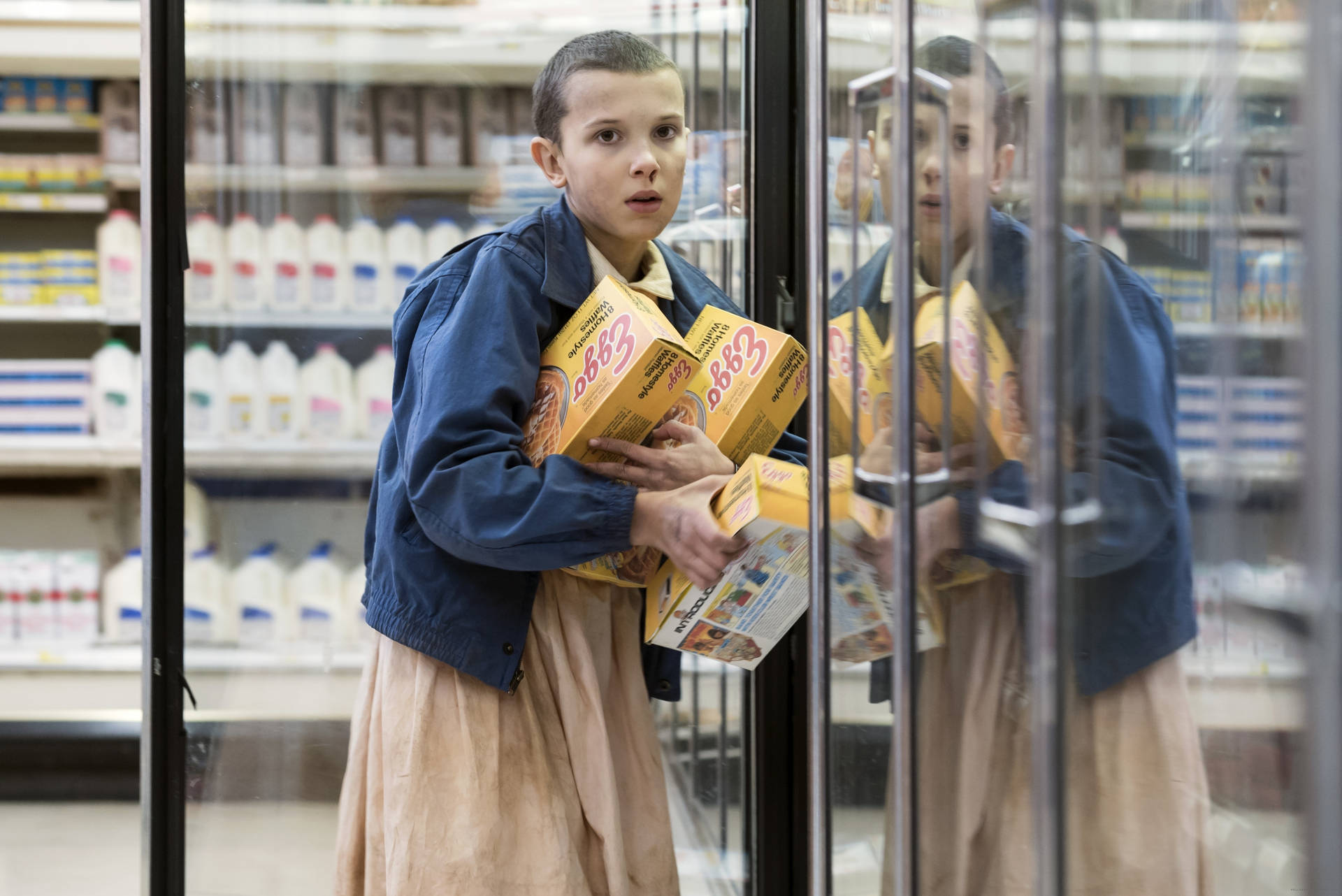 Eleven With Eggo Stranger Things 4k Wallpaper