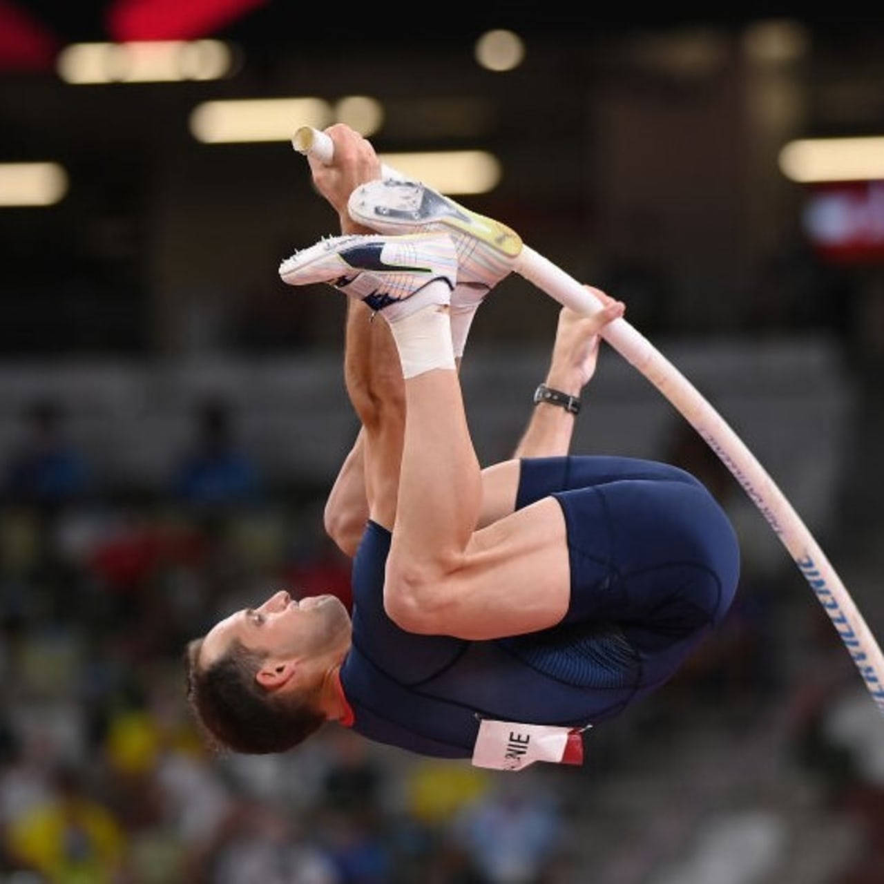 French Pole Vault Athlete Renaud Lavillenie Wallpaper