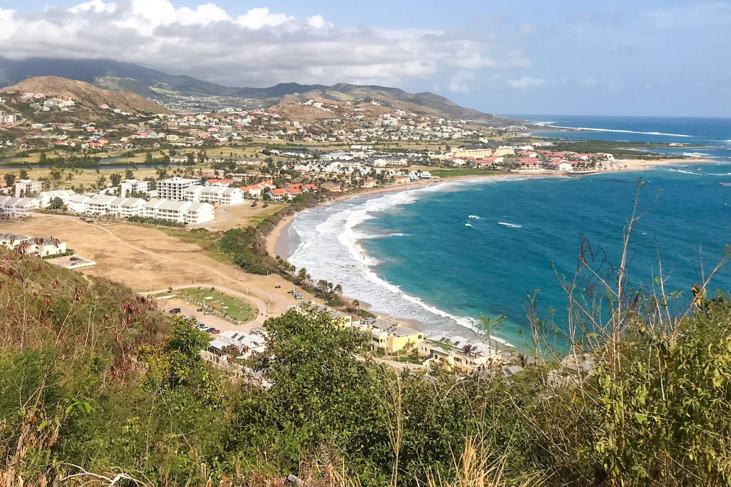 Frigate Bay In St Kitts And Nevis Wallpaper