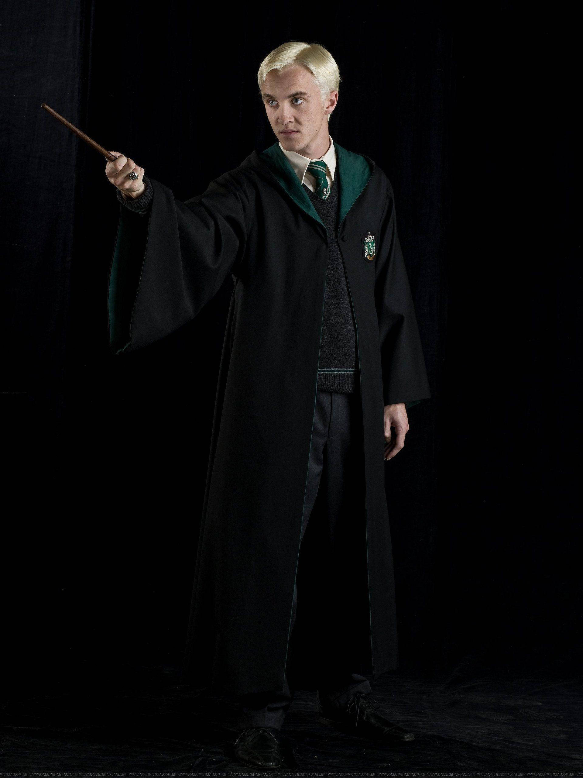 Full Body Draco Malfoy Aesthetic Wallpaper