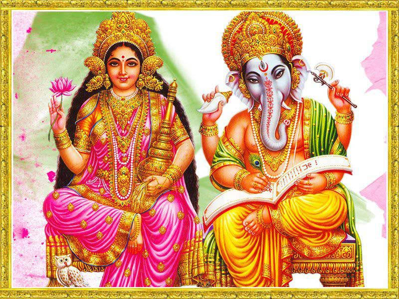 Ganesh Lakshmi With Golden Crown Wallpaper