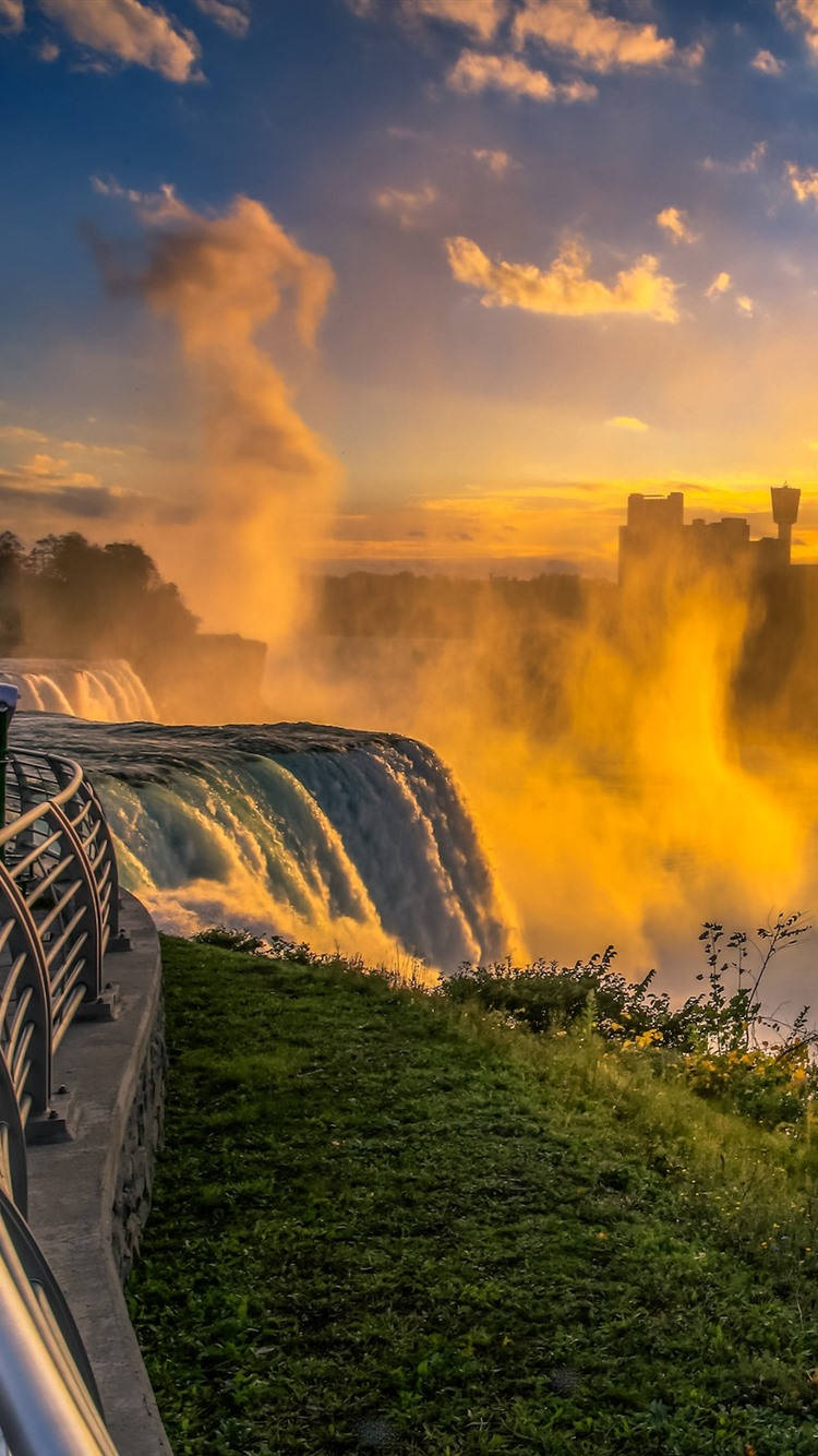 Golden Niagara Falls Wallpaper