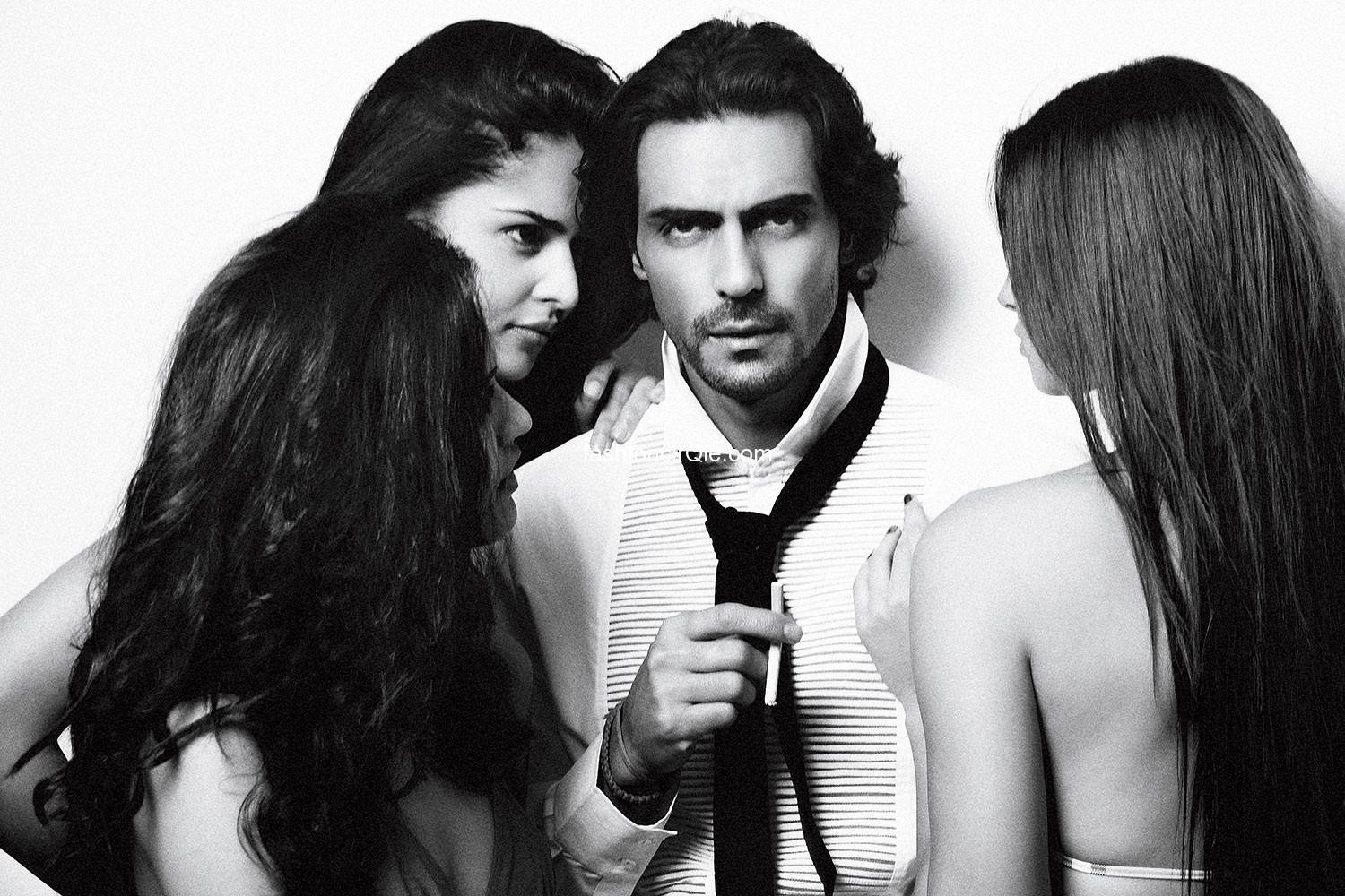 Grayscale Arjun Rampal Playboy Wallpaper