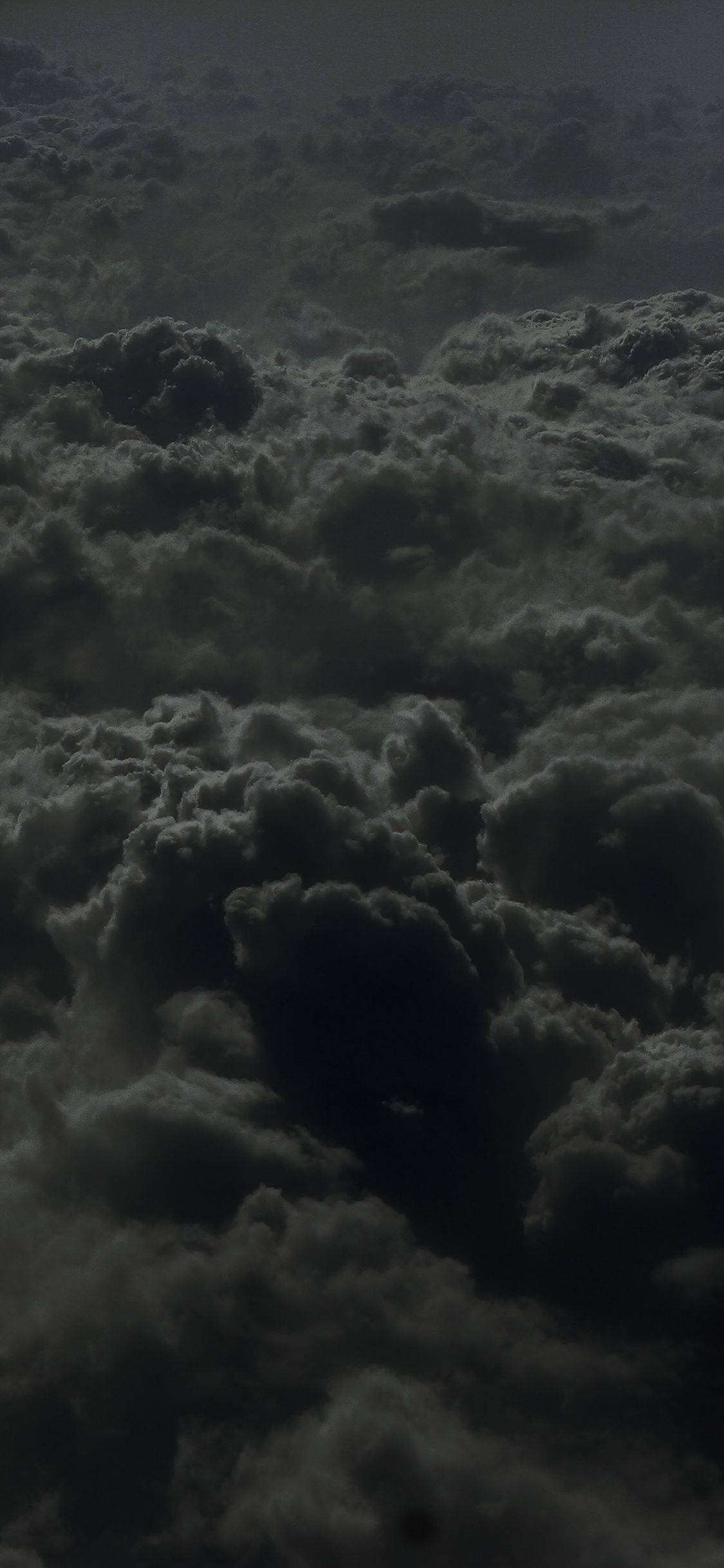 Hd Cloudy Sky Dark Grey Iphone Wallpaper