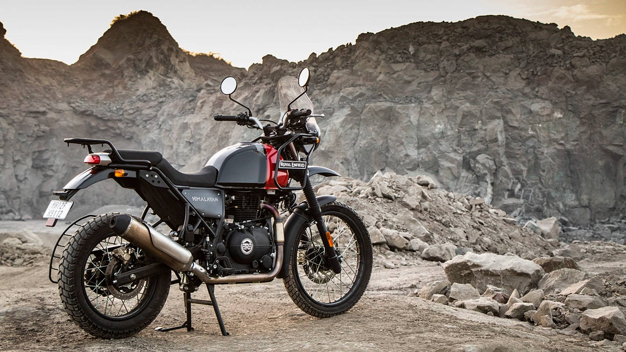 Himalayan Bike Overlooking Quarry Wallpaper