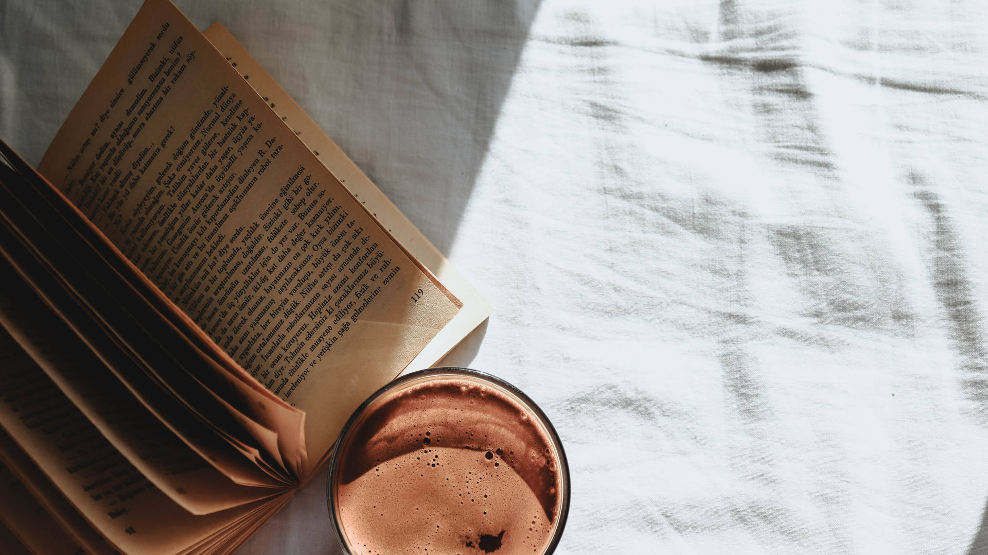 Hot Chocolate Aesthetic Book Desktop Wallpaper