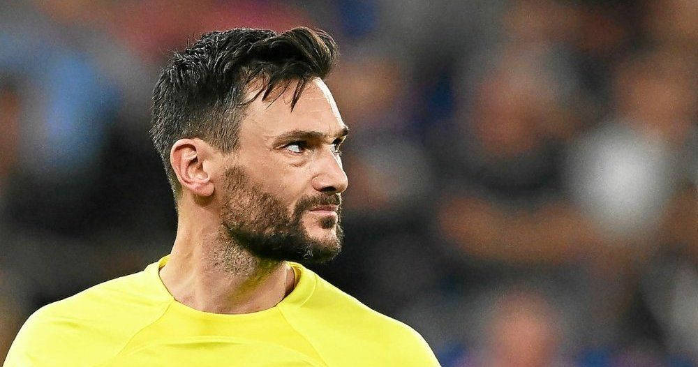 Hugo Lloris Profile Wallpaper