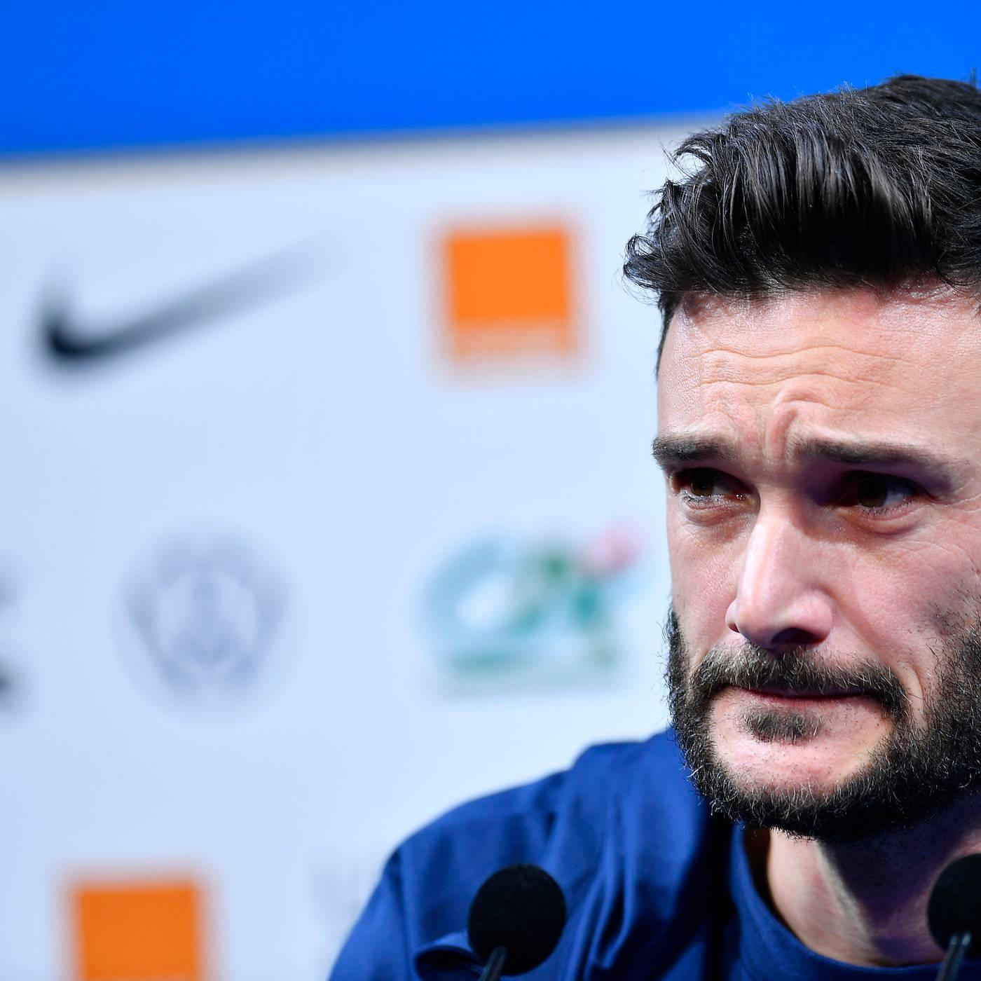 Hugo Lloris Sad Face Wallpaper