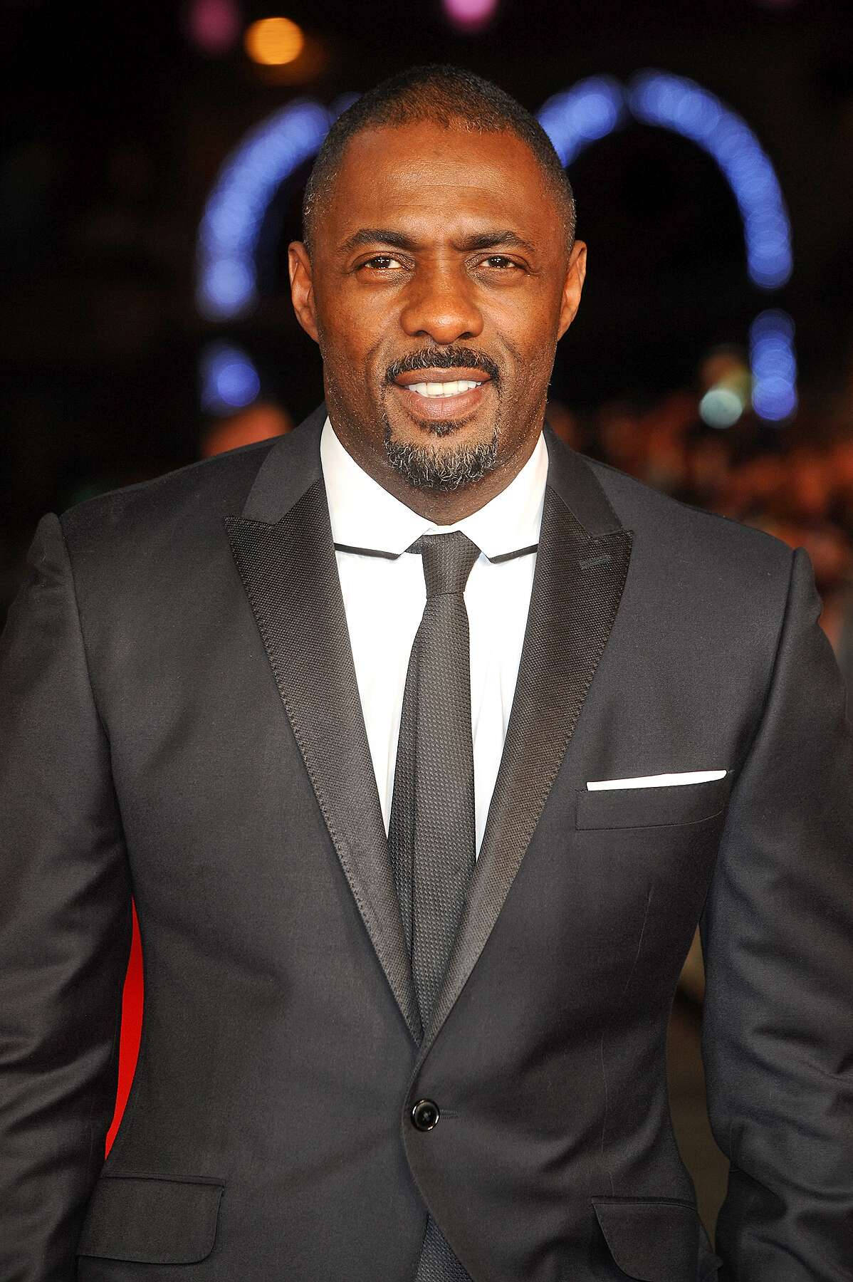 Idris Elba At Royal Film Performance Of Mandela Wallpaper