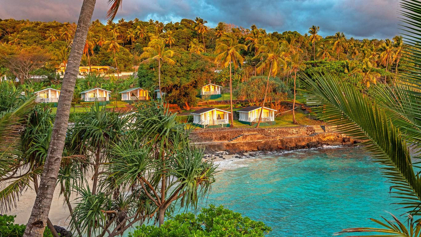 Island Accommodation In Comoros Wallpaper