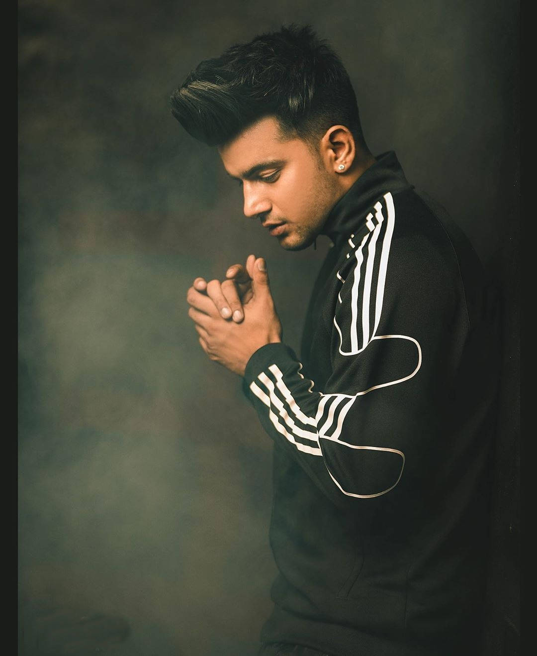 Jass Manak In Adidas Wallpaper