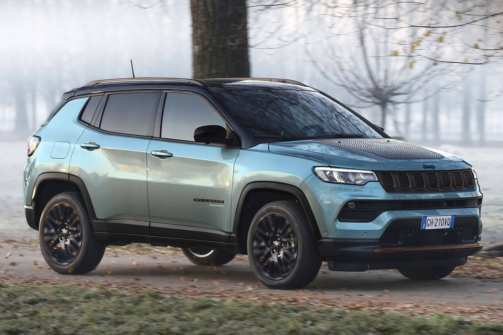 Jeep Compass With Snowy Forest Wallpaper