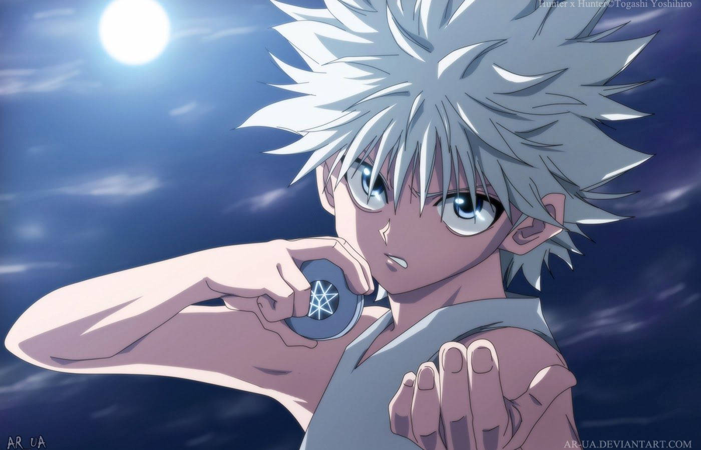 Killua Having A Fight With His Yoyo Wallpaper