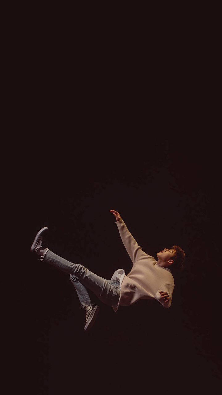 Kim Hanbin Falling Wallpaper