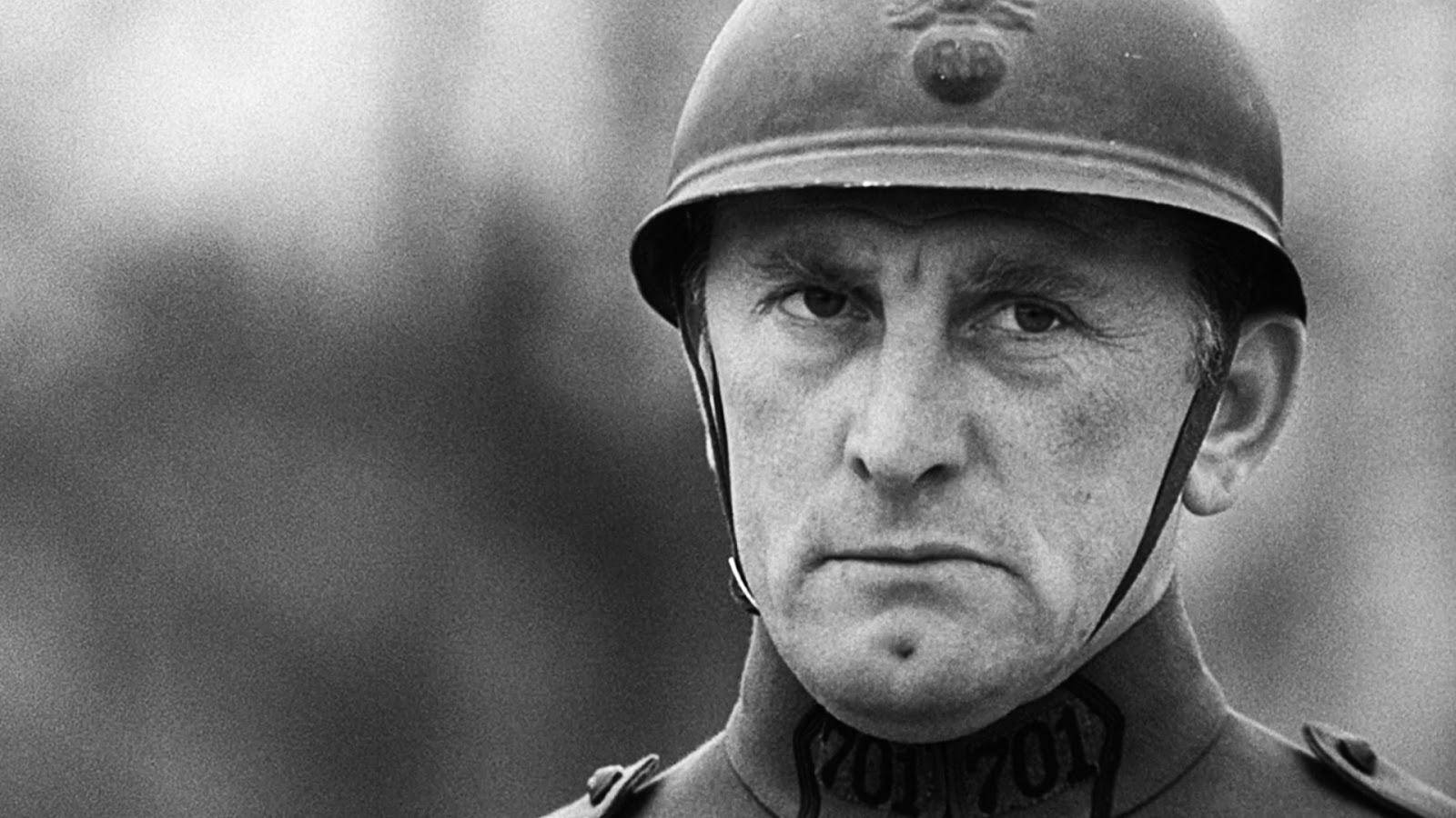 Kirk Douglas In Paths Of Glory Wallpaper