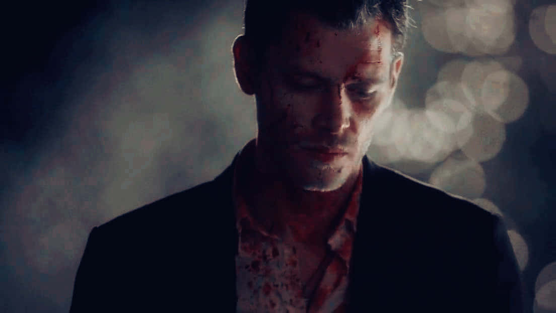 Klaus Mikaelson With Bloody Face Wallpaper