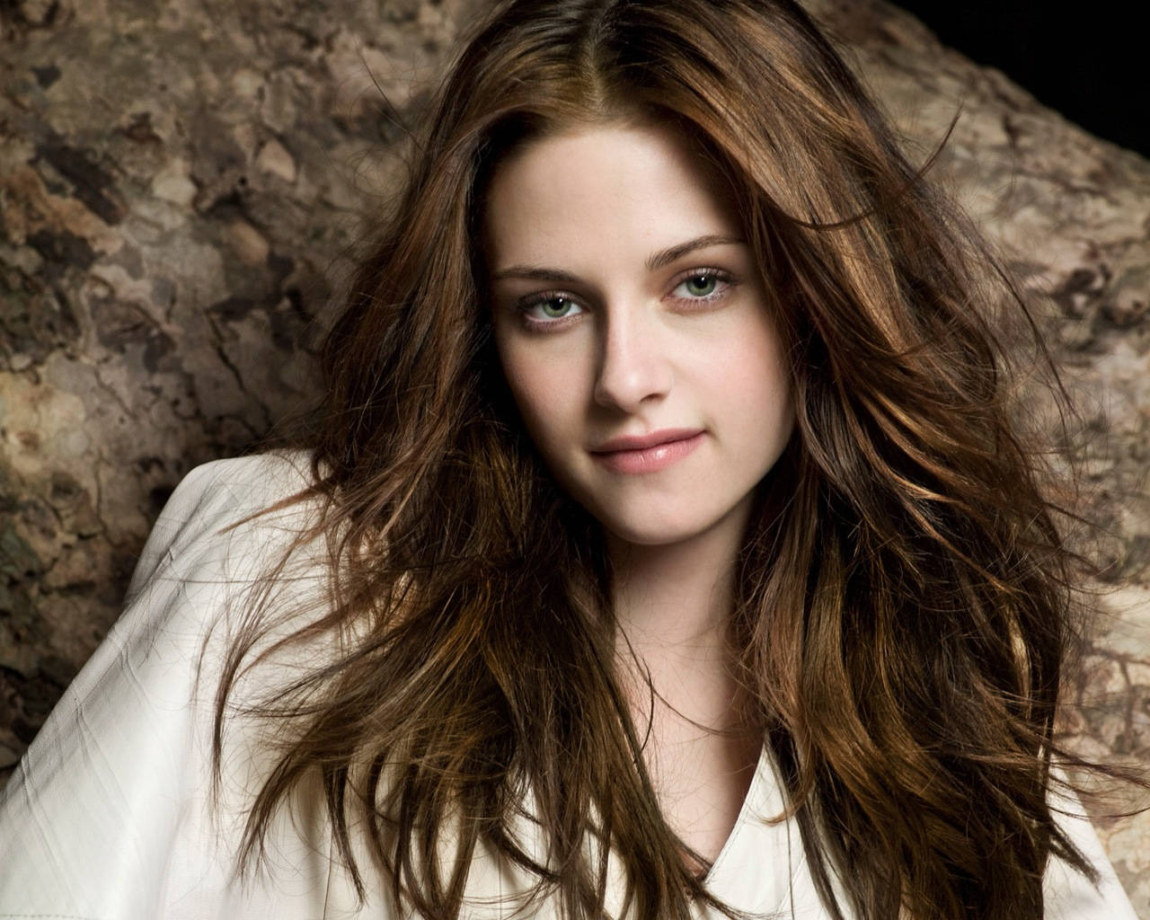 Kristen Stewart Smile Hollywood Actress Hd Wallpaper